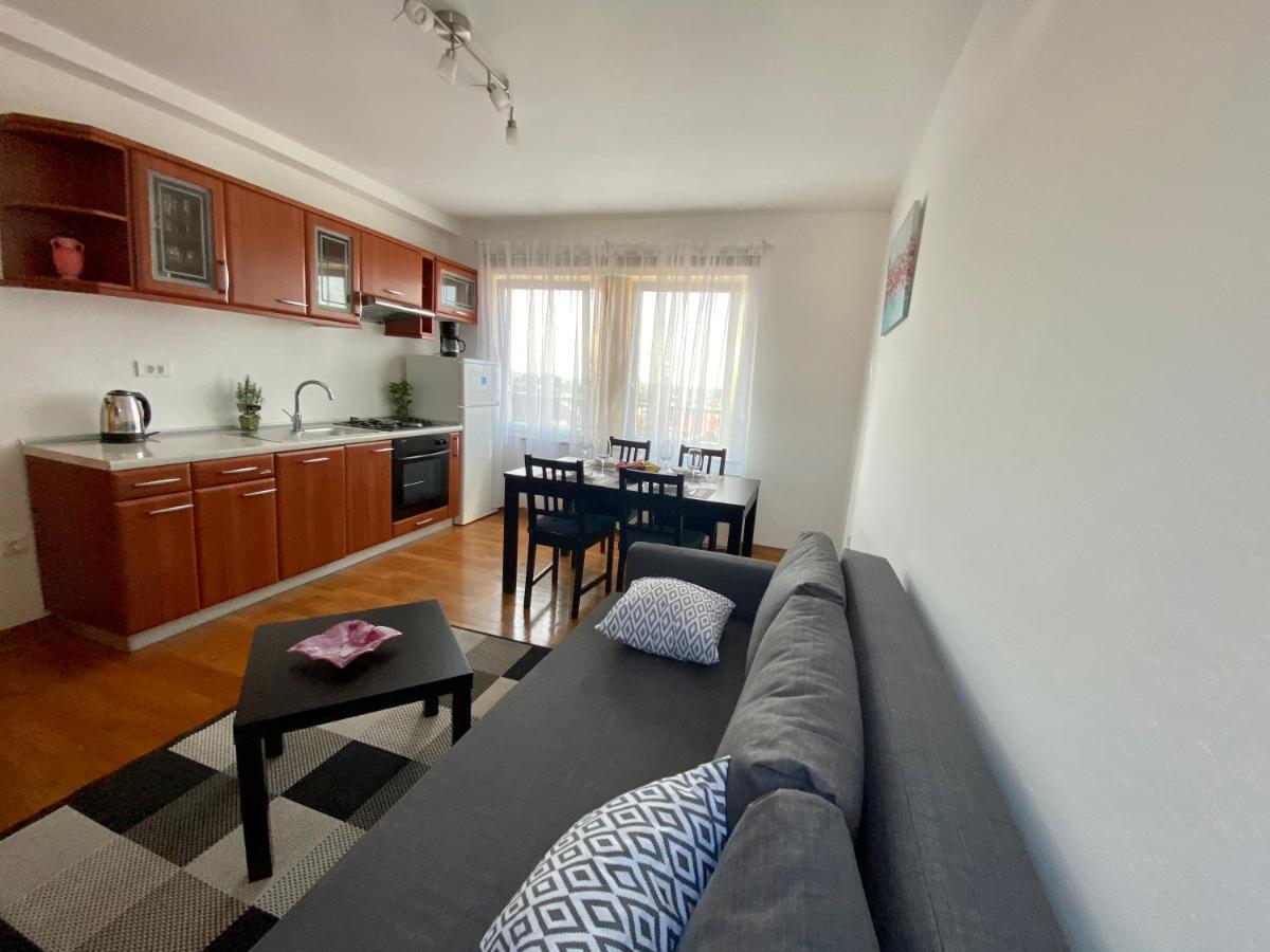 Penthouse Cityview Pula Exterior photo
